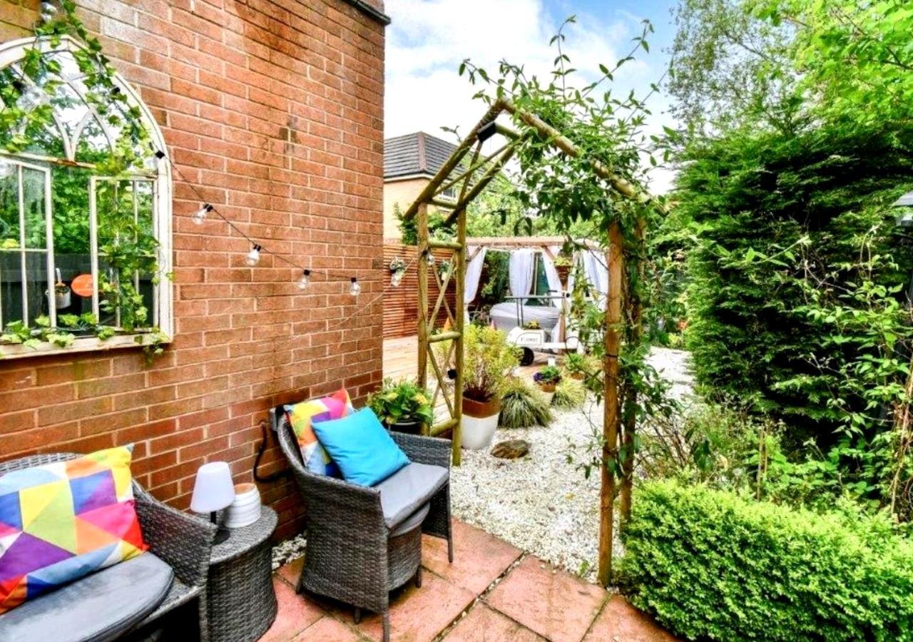 Cosy Garden Flat, Private Hot Tub & Four Poster Bed Apartment ยอร์ค ภายนอก รูปภาพ